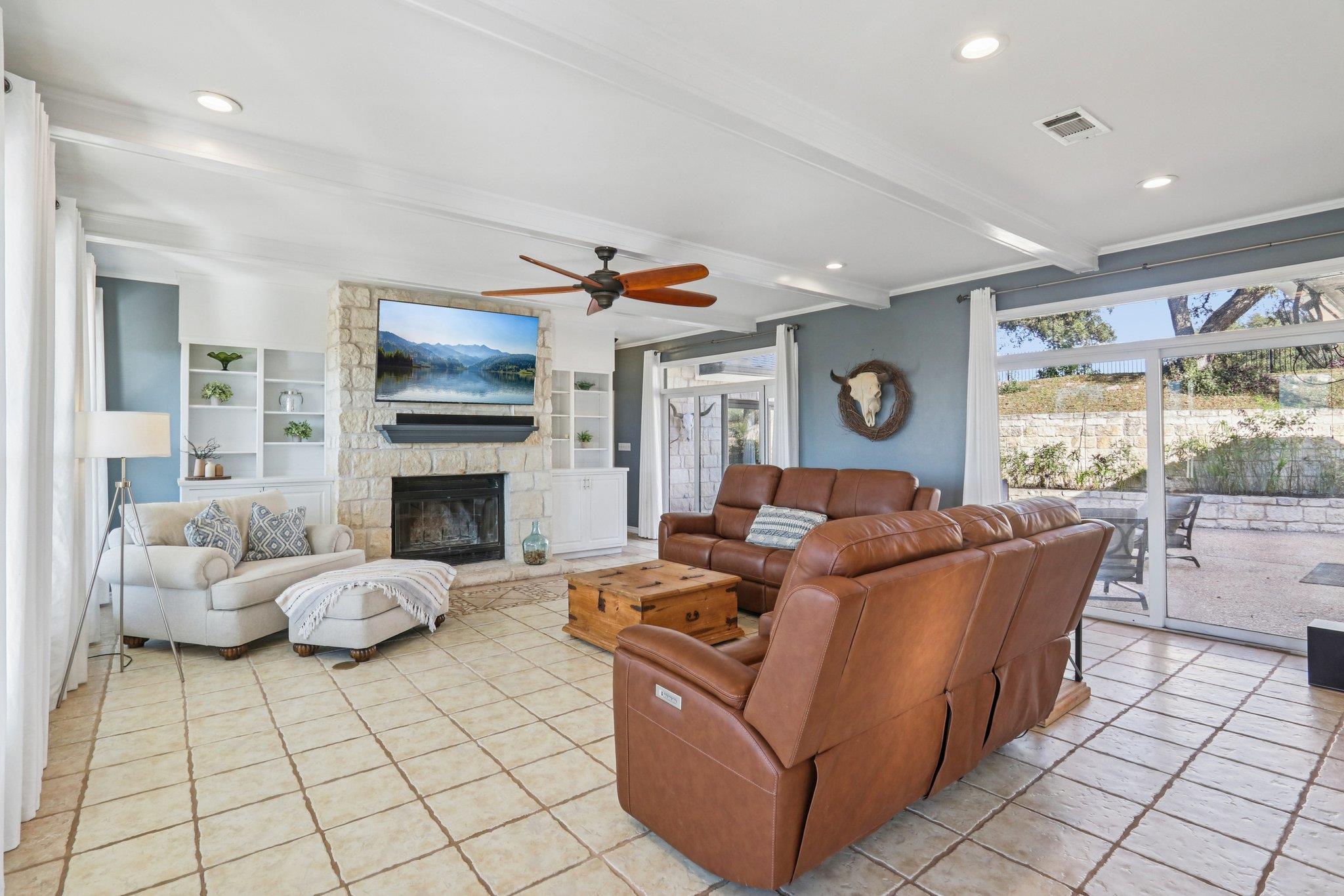 5101 Country Club Dr, Lago Vista, TX 78645