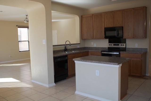 604 Trail Dust Dr, Cedar Park, TX 78613