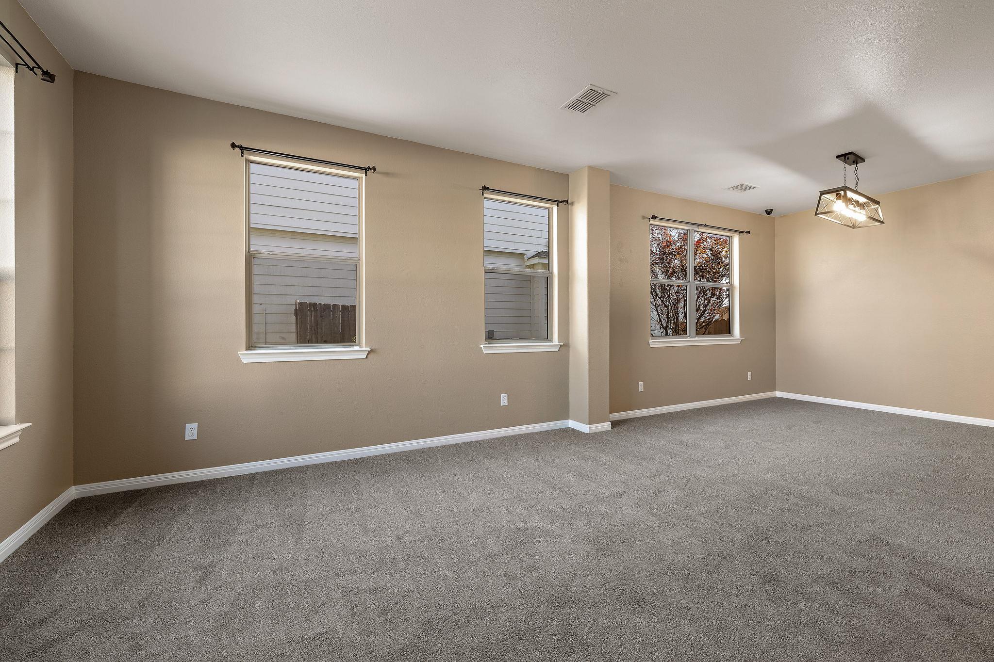 309 Siltstone Way, Liberty Hill, TX 78642