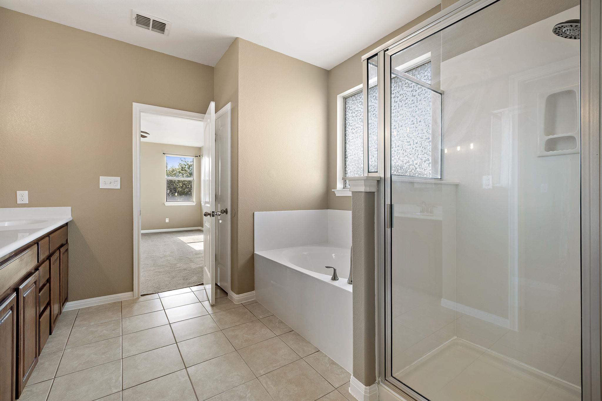 309 Siltstone Way, Liberty Hill, TX 78642