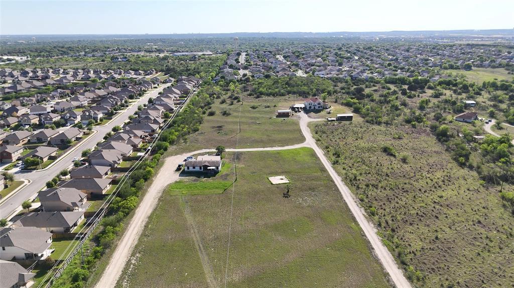 475 Dean Rd, Cibolo, TX 78108
