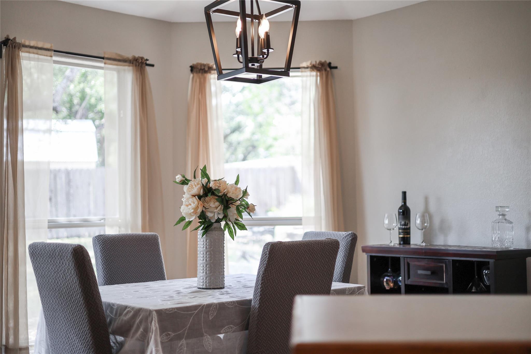 8313 Timber Trl, Lago Vista, TX 78645