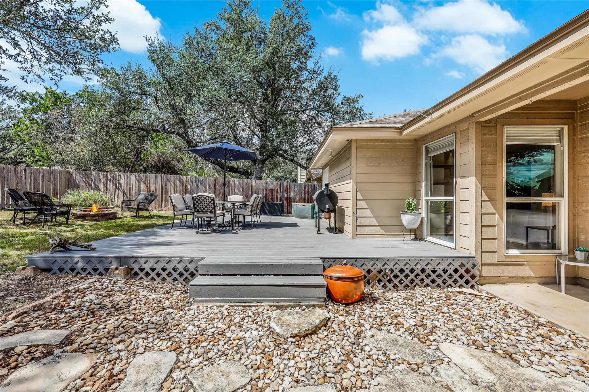 8313 Timber Trl, Lago Vista, TX 78645