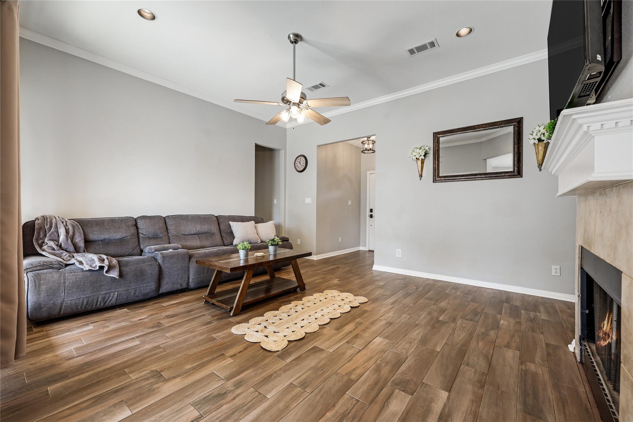 8313 Timber Trl, Lago Vista, TX 78645