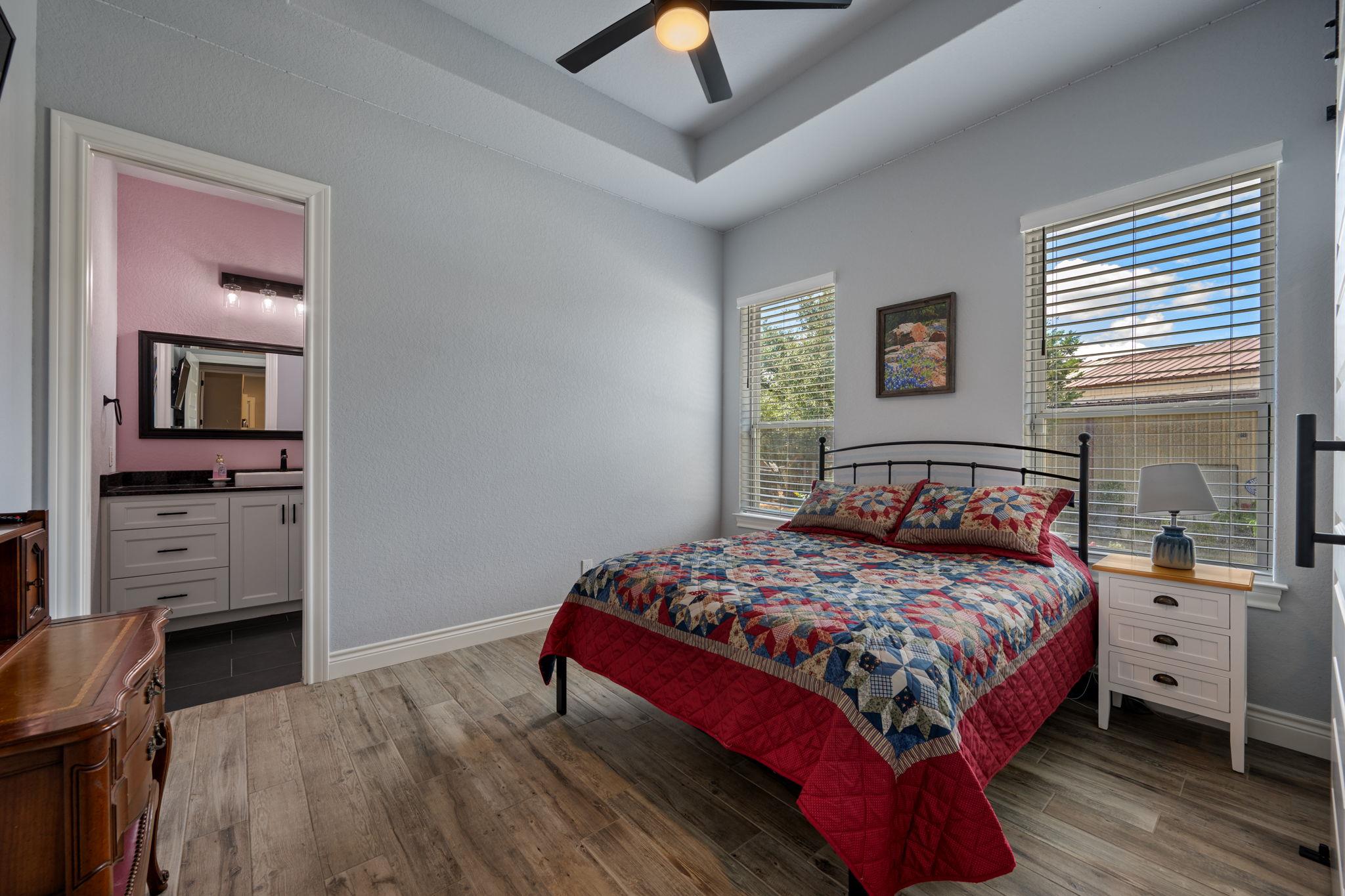 864 Coyote Ridge Dr, Spring Branch, TX 78070