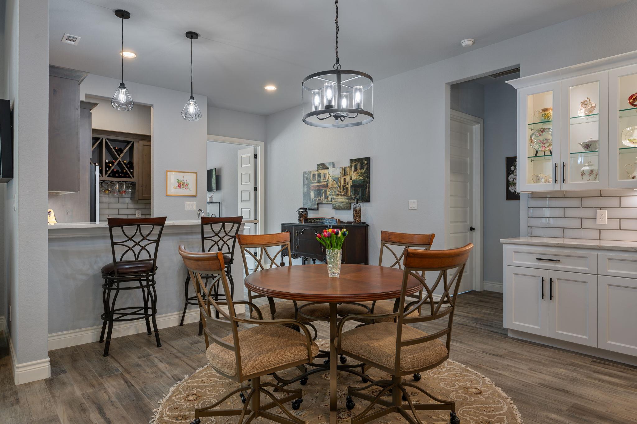 864 Coyote Ridge Dr, Spring Branch, TX 78070