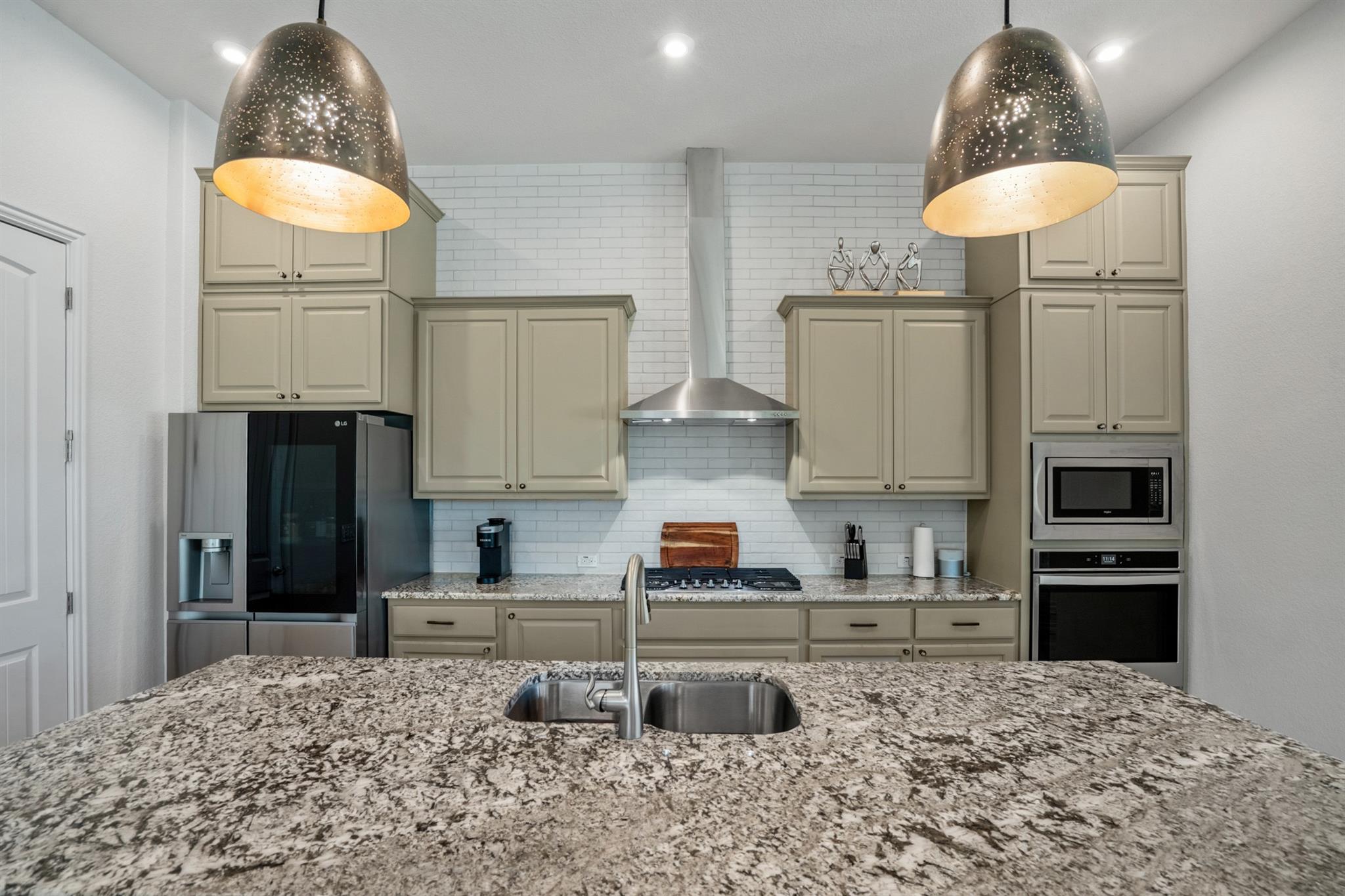 224 Diamondback Dr, Georgetown, TX 78628