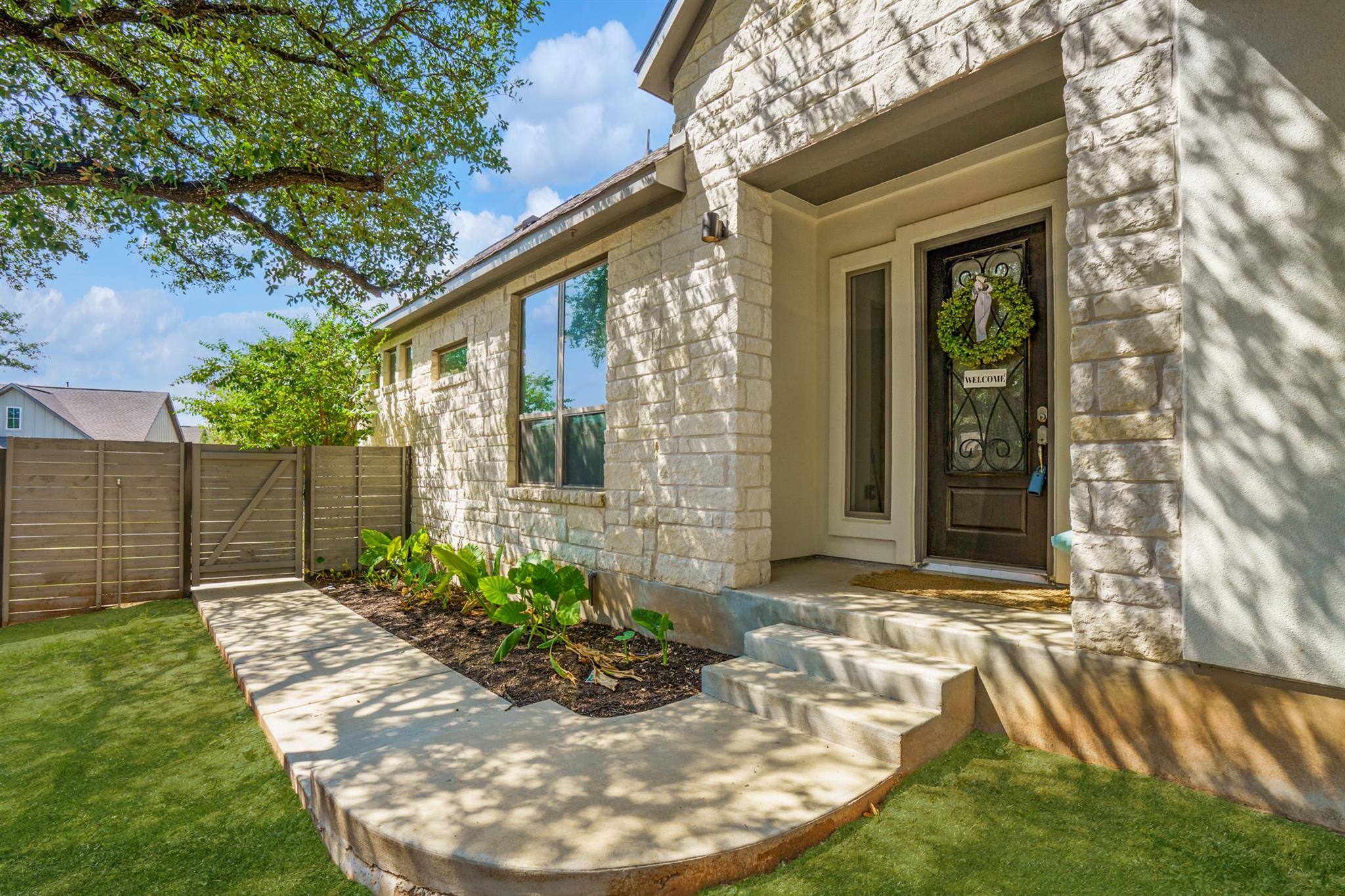 224 Diamondback Dr, Georgetown, TX 78628