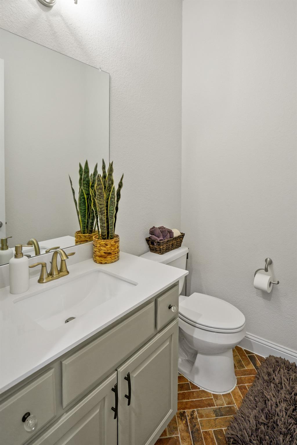 224 Diamondback Dr, Georgetown, TX 78628