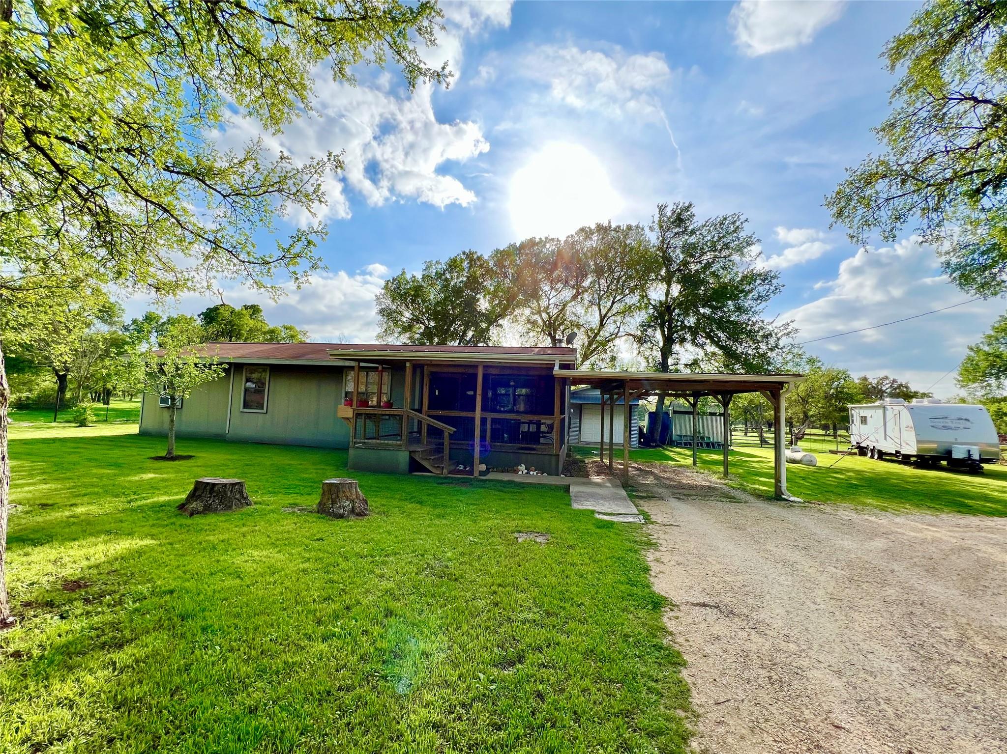 2700 County Road 305, Jarrell, TX 76537