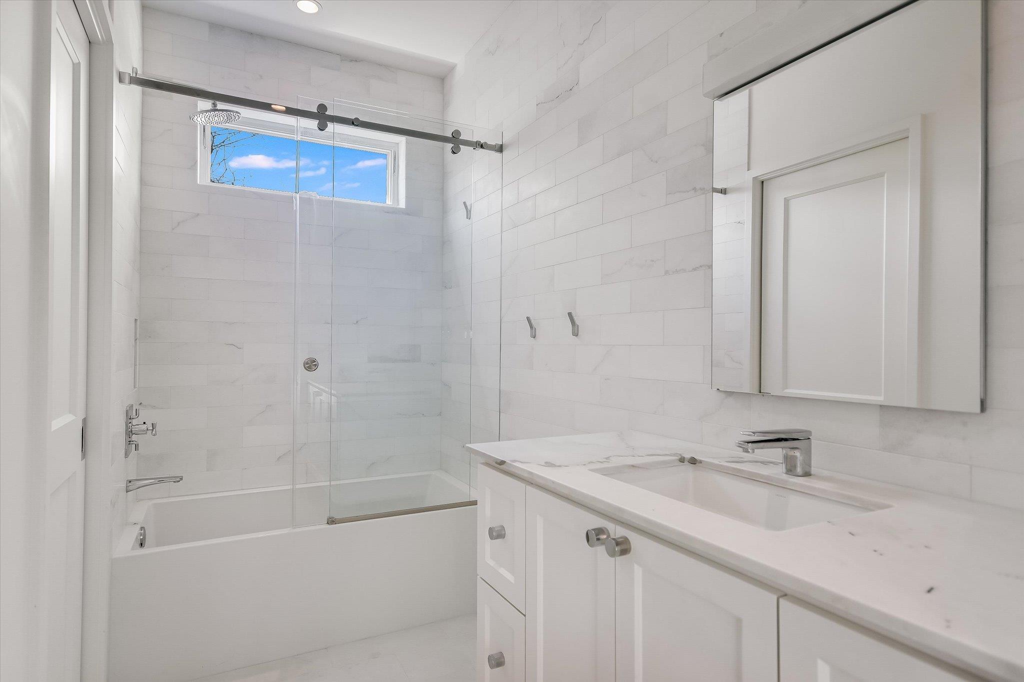 1006 Elm St, Austin, TX 78703