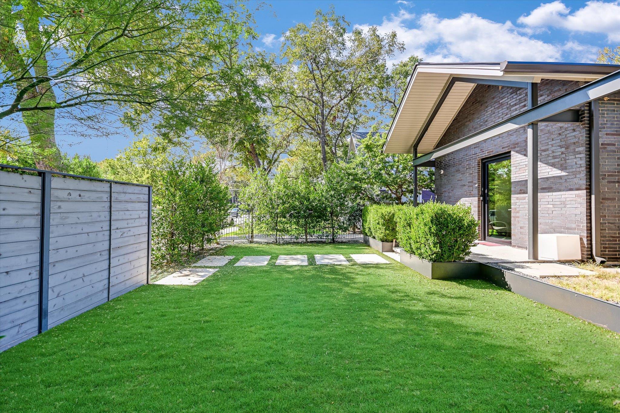 1006 Elm St, Austin, TX 78703