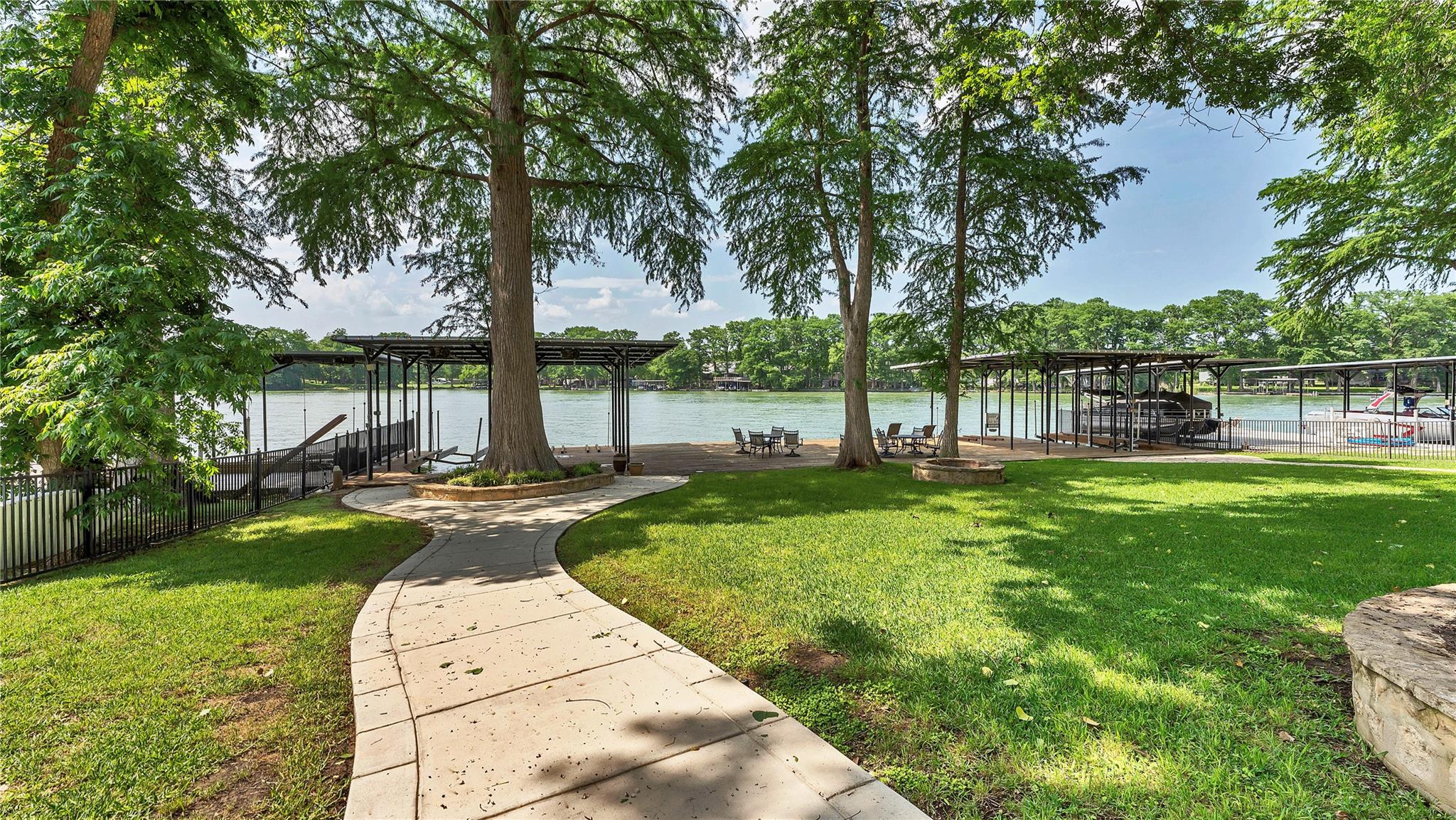 368 Rancho Rd, New Braunfels, TX 78130