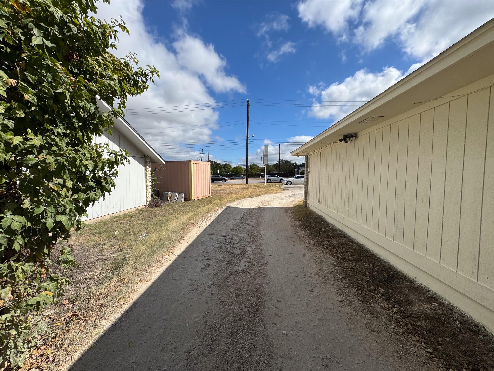 2303 W Parmer Ln, Austin, TX 78727