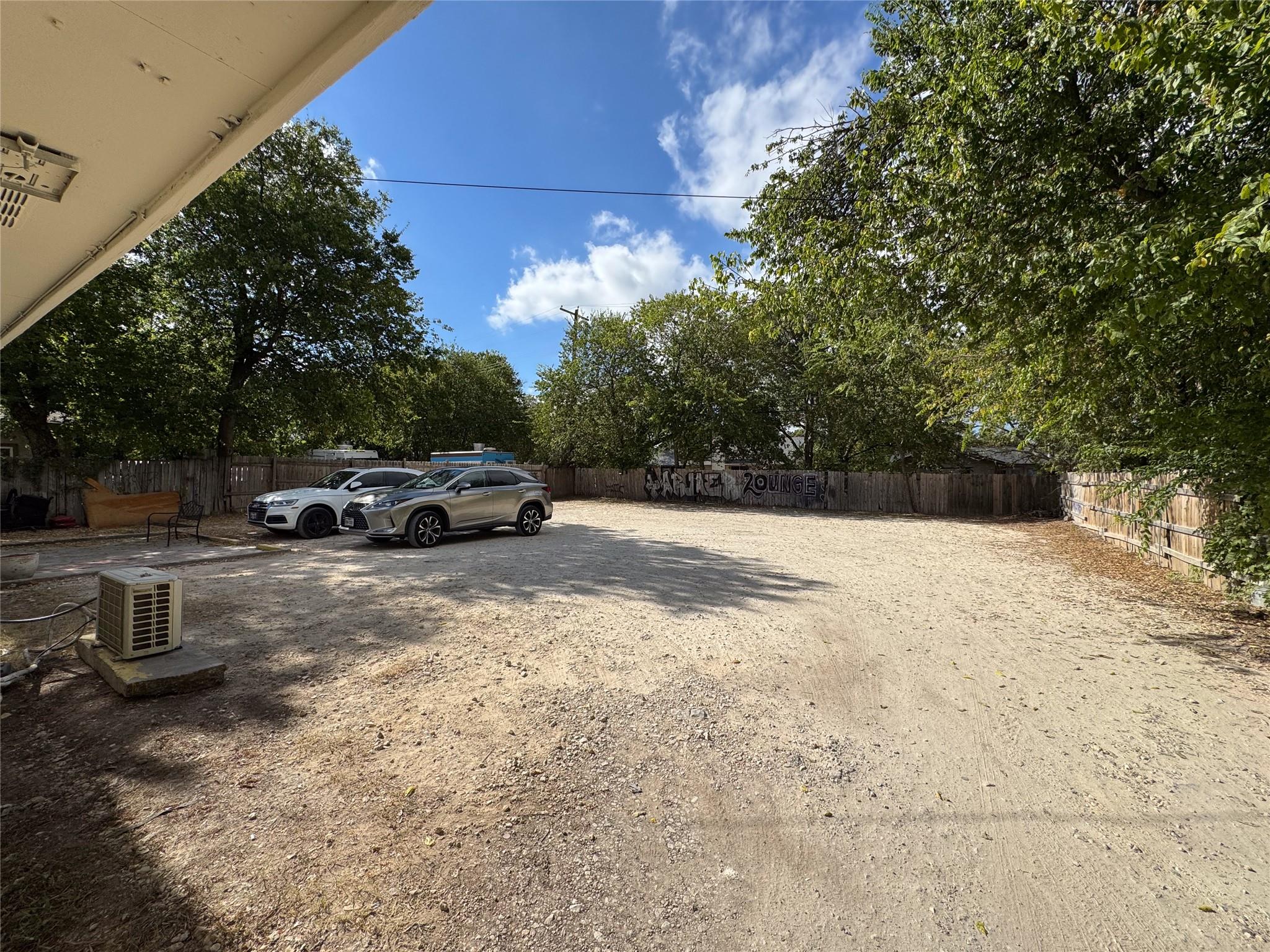 2303 W Parmer Ln, Austin, TX 78727
