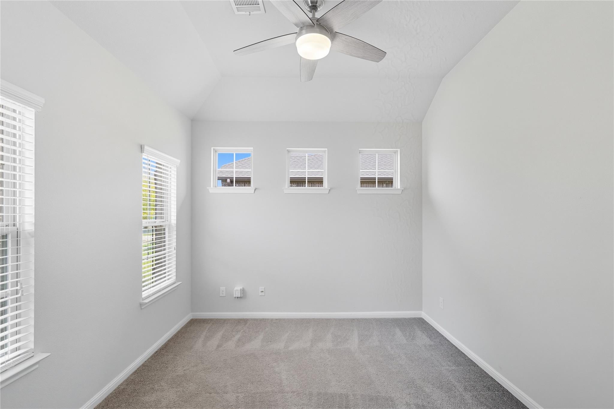 20037 Navarre Ter, Pflugerville, TX 78660