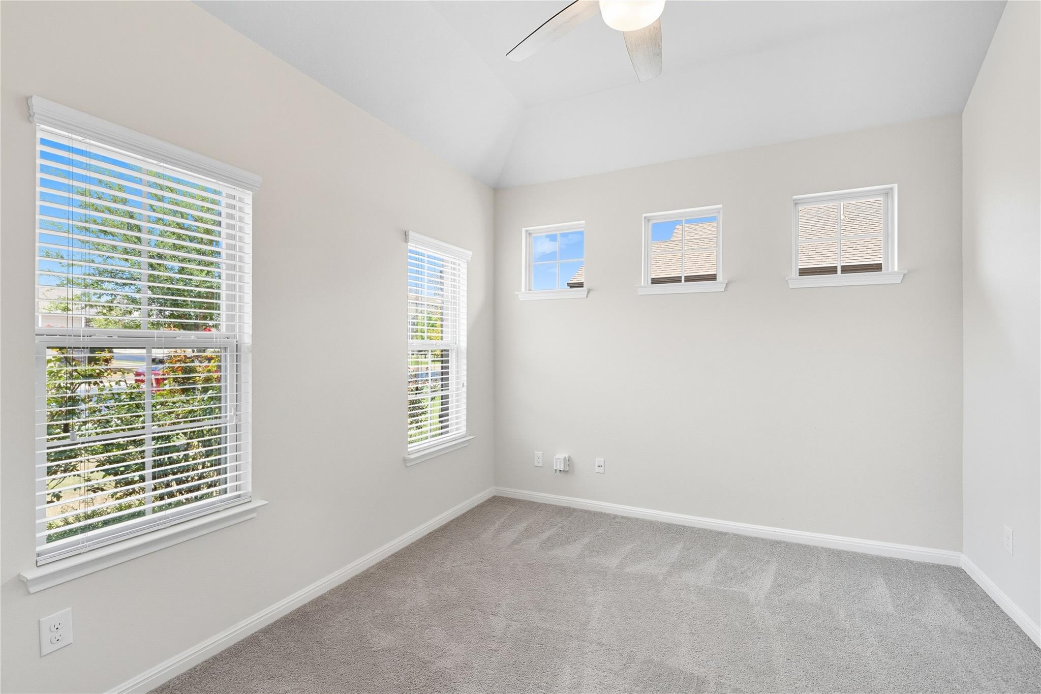 20037 Navarre Ter, Pflugerville, TX 78660