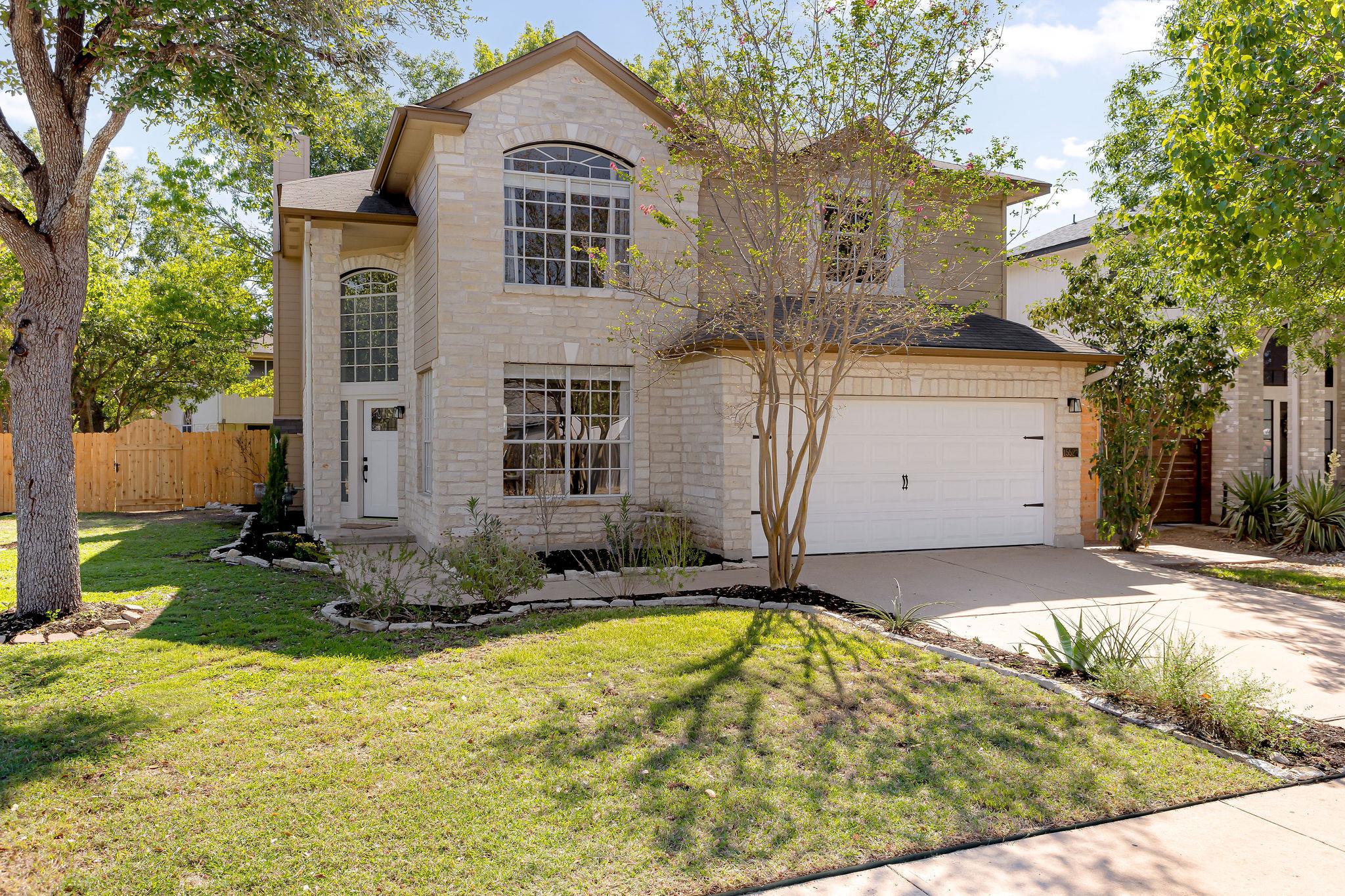 15527 Crissom Ln, Austin, TX 78728