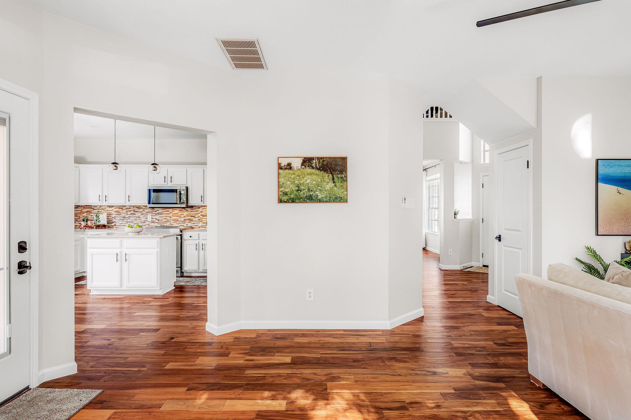 15527 Crissom Ln, Austin, TX 78728