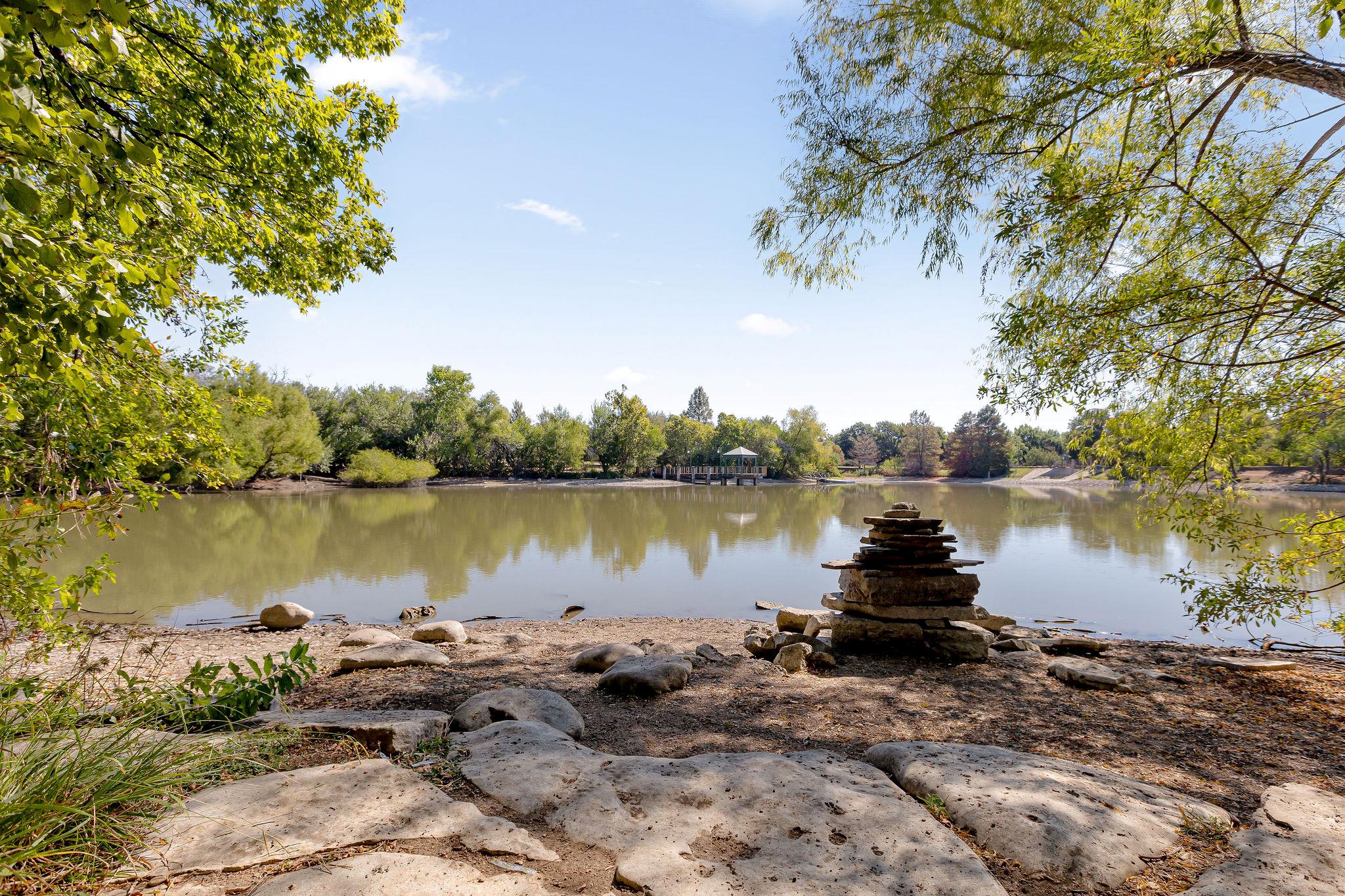 15527 Crissom Ln, Austin, TX 78728