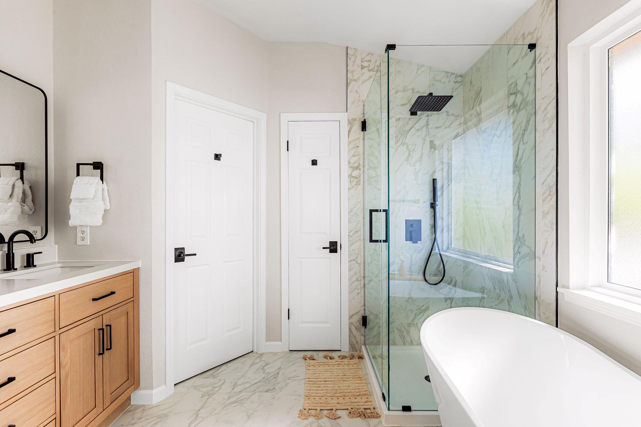 15527 Crissom Ln, Austin, TX 78728