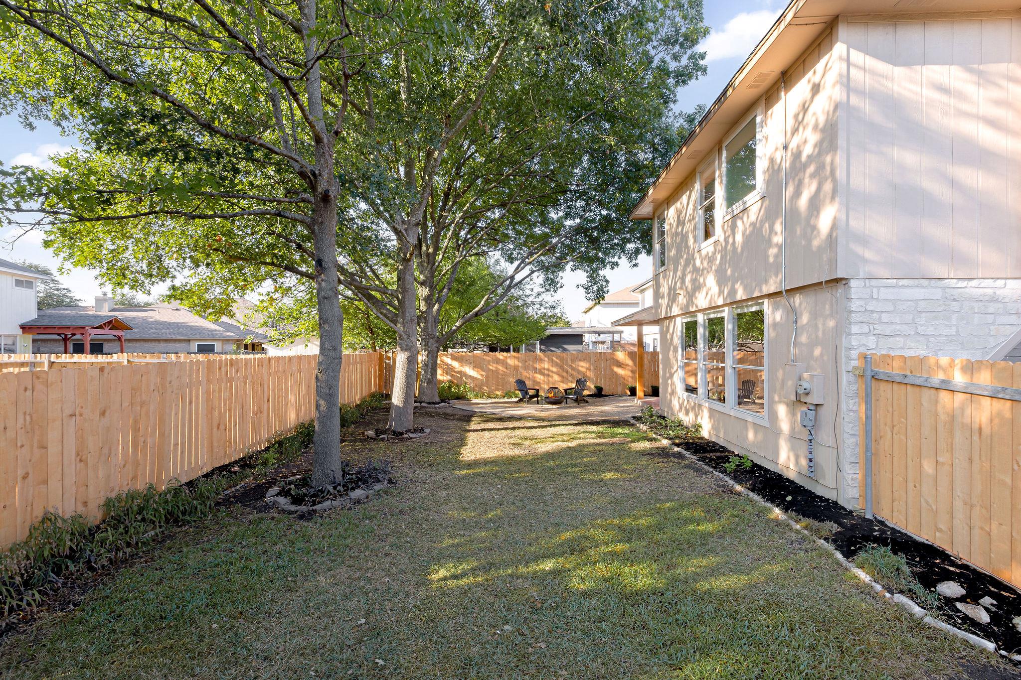 15527 Crissom Ln, Austin, TX 78728