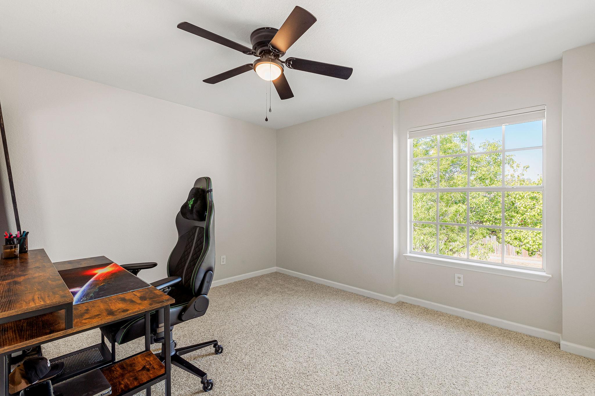 15527 Crissom Ln, Austin, TX 78728