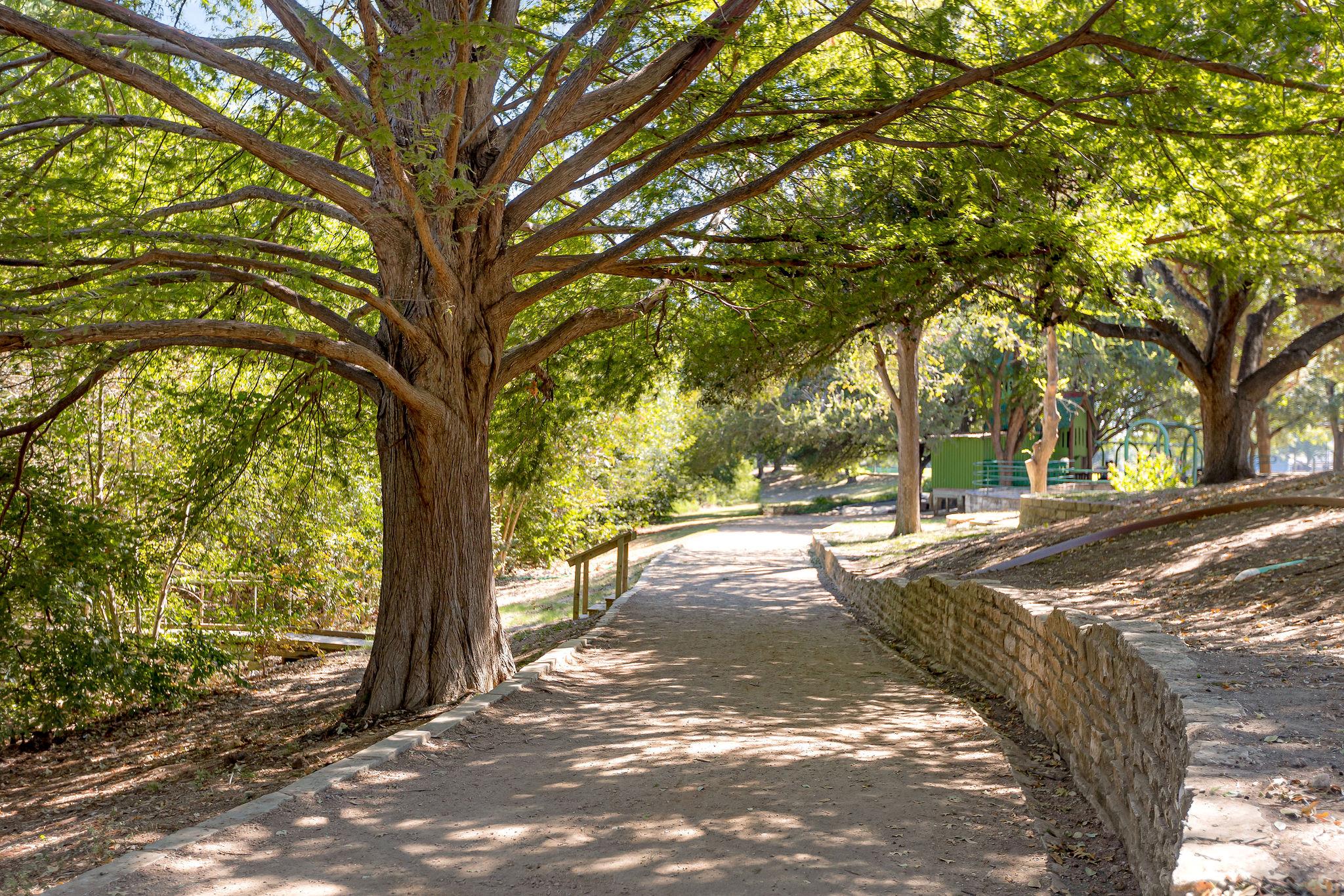 15527 Crissom Ln, Austin, TX 78728