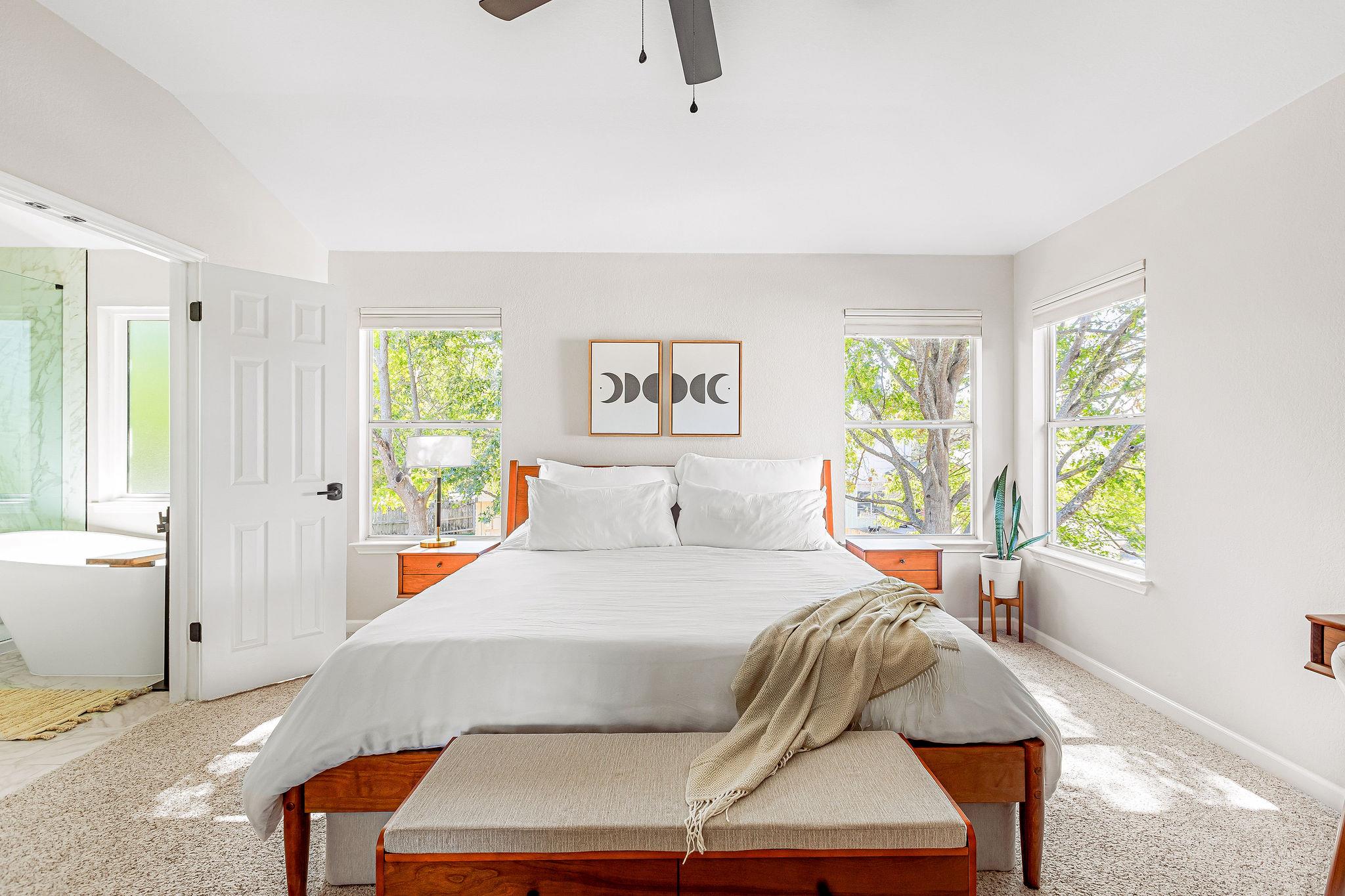 15527 Crissom Ln, Austin, TX 78728