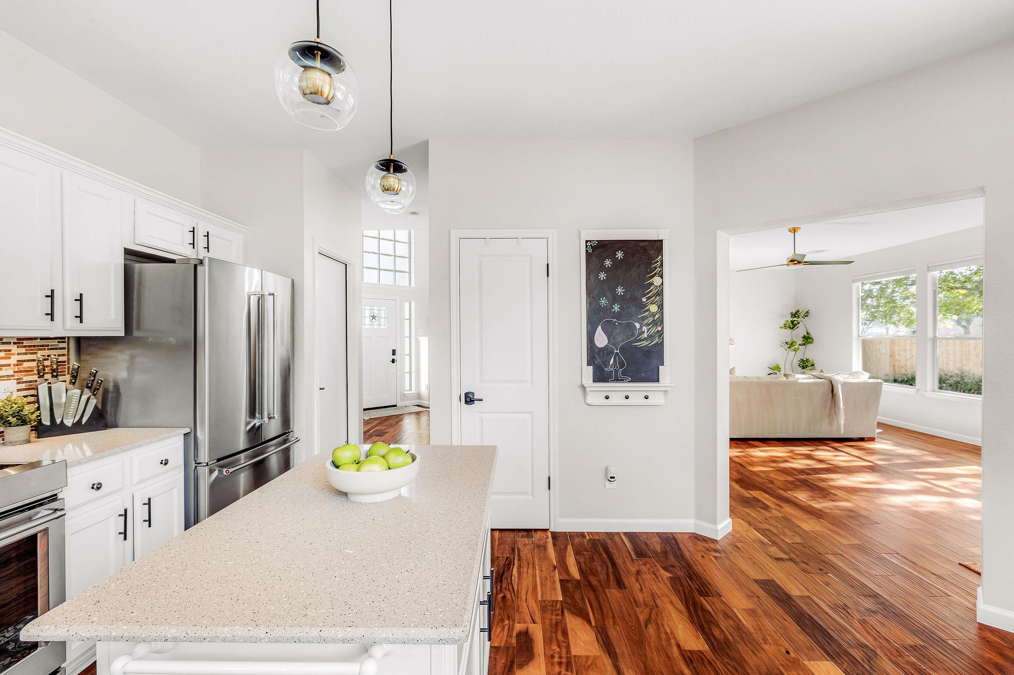 15527 Crissom Ln, Austin, TX 78728