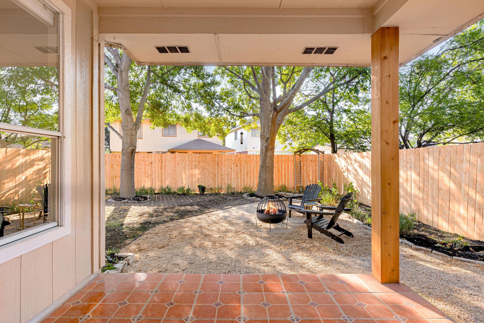 15527 Crissom Ln, Austin, TX 78728