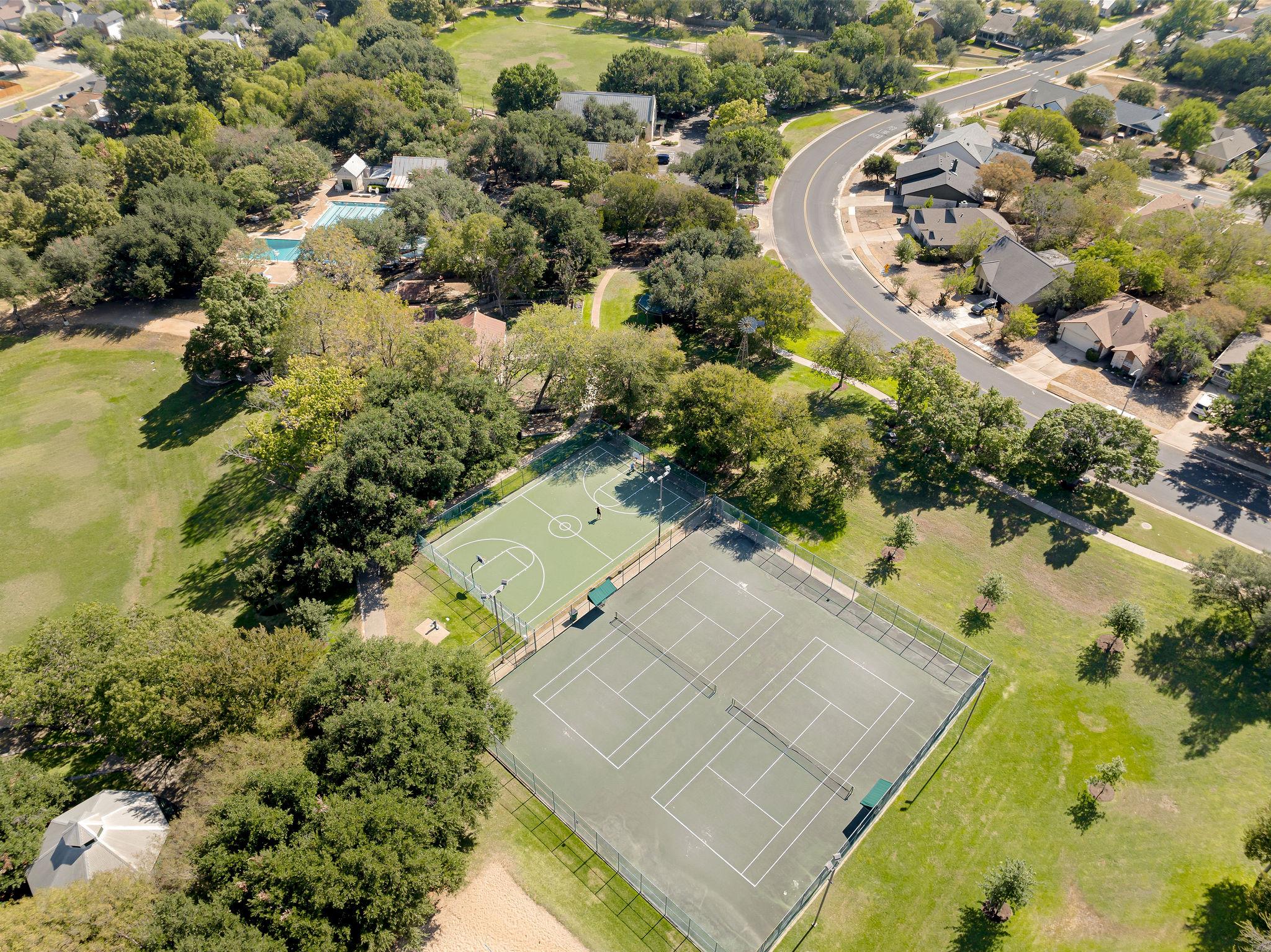 15527 Crissom Ln, Austin, TX 78728