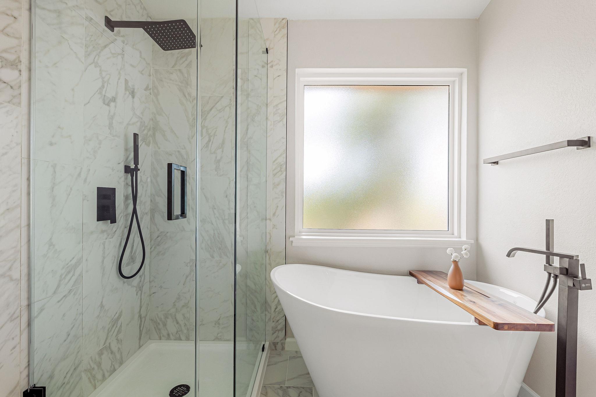 15527 Crissom Ln, Austin, TX 78728