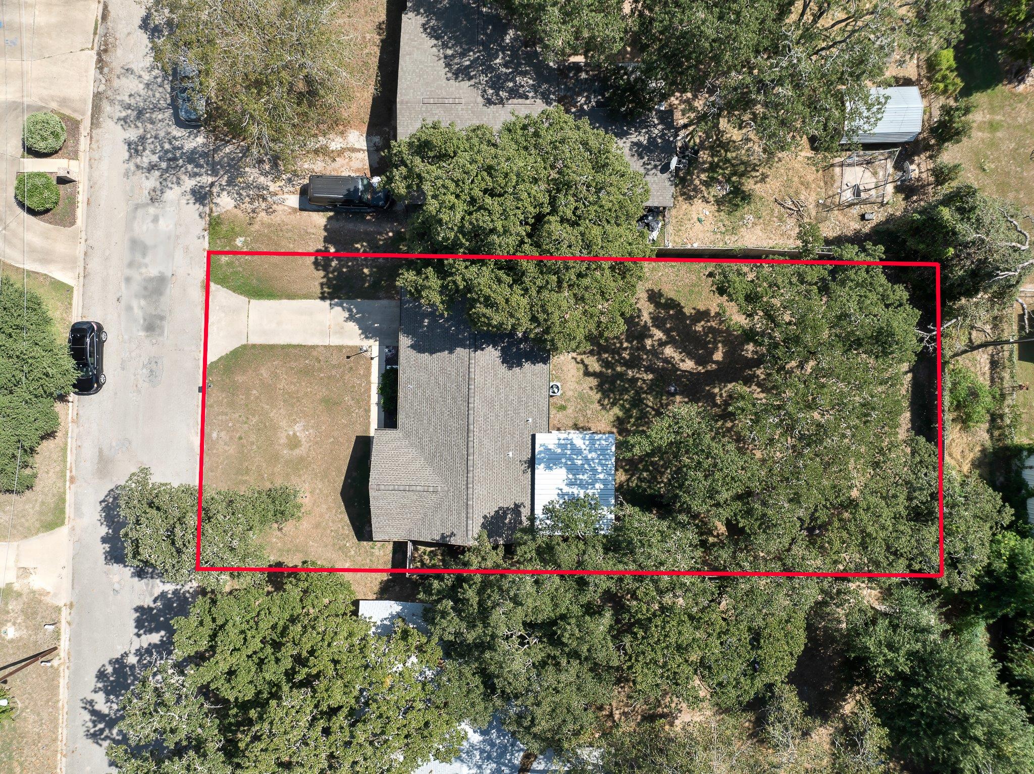 1905 Alcoa Ave, Rockdale, TX 76567