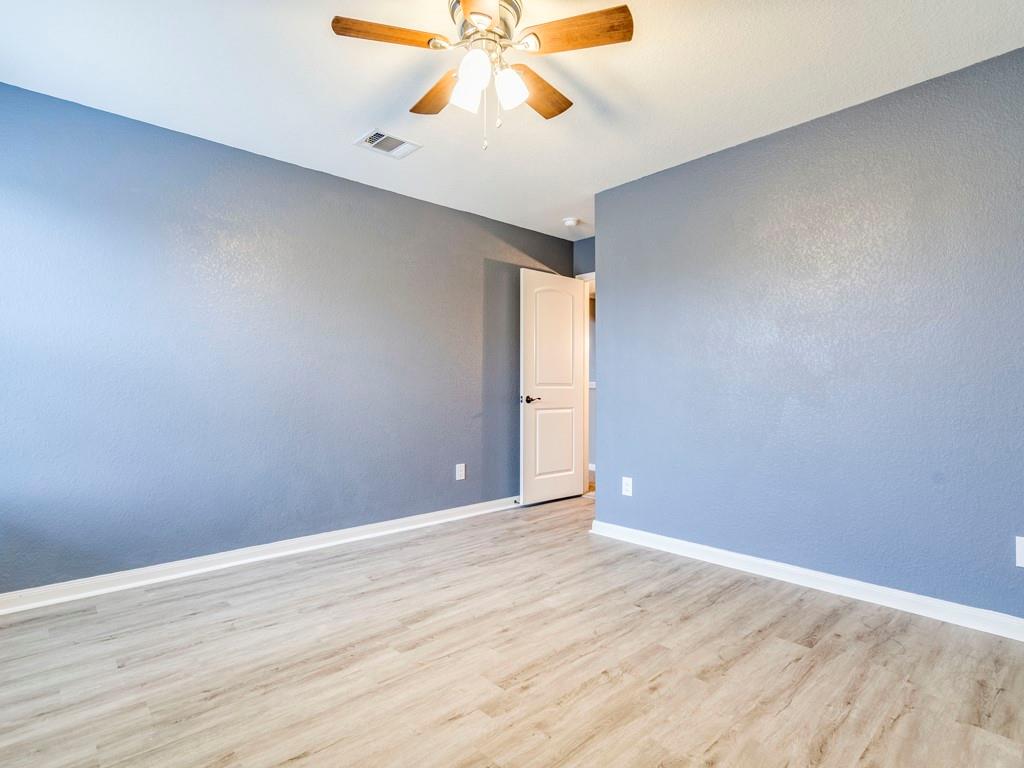 216 Isabel Ln, Kyle, TX 78640