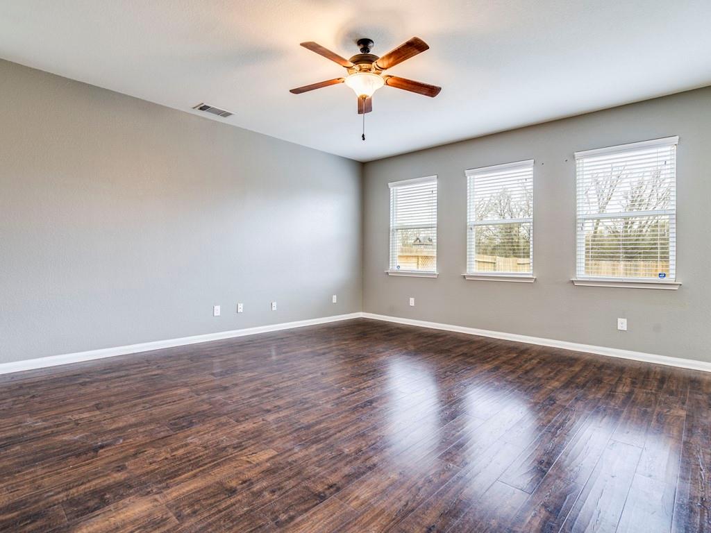 216 Isabel Ln, Kyle, TX 78640