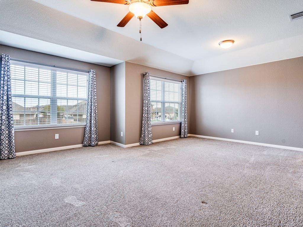 216 Isabel Ln, Kyle, TX 78640