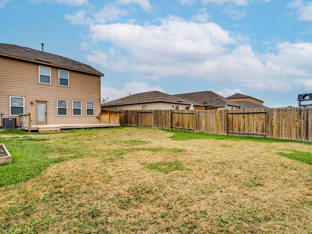 216 Isabel Ln, Kyle, TX 78640