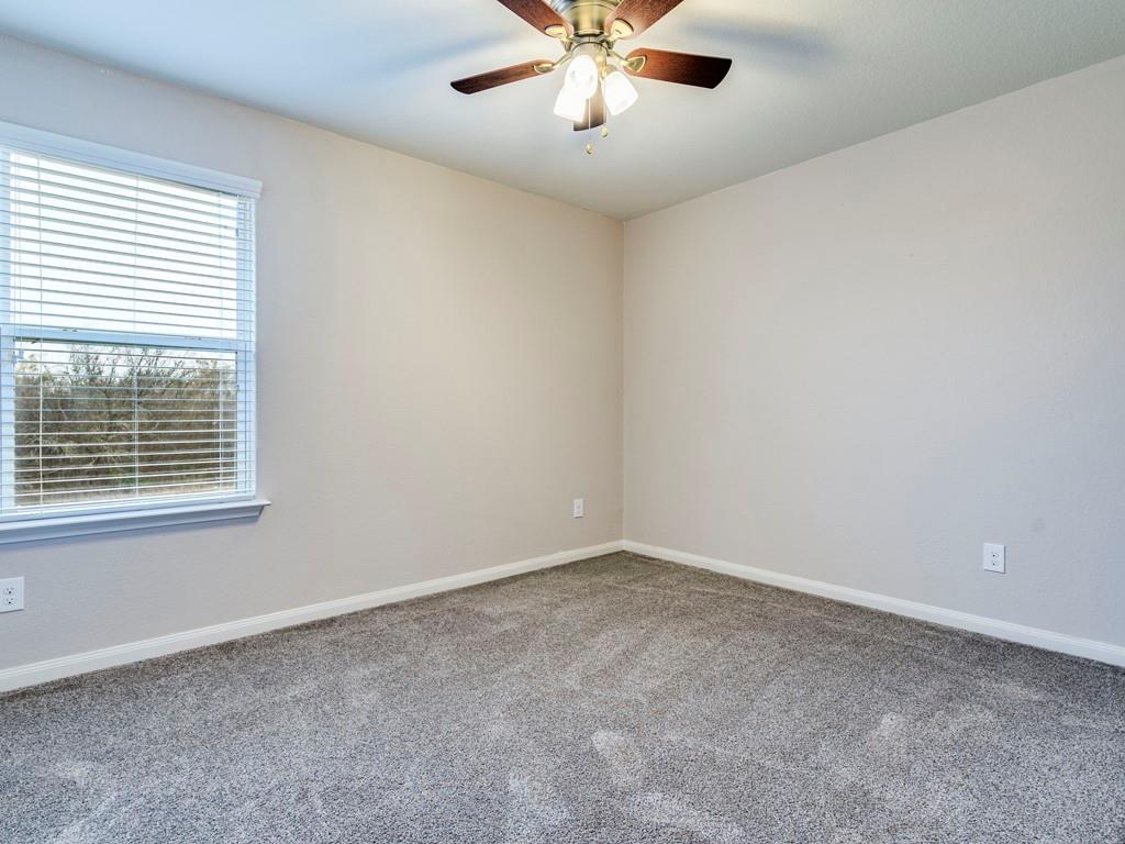 216 Isabel Ln, Kyle, TX 78640