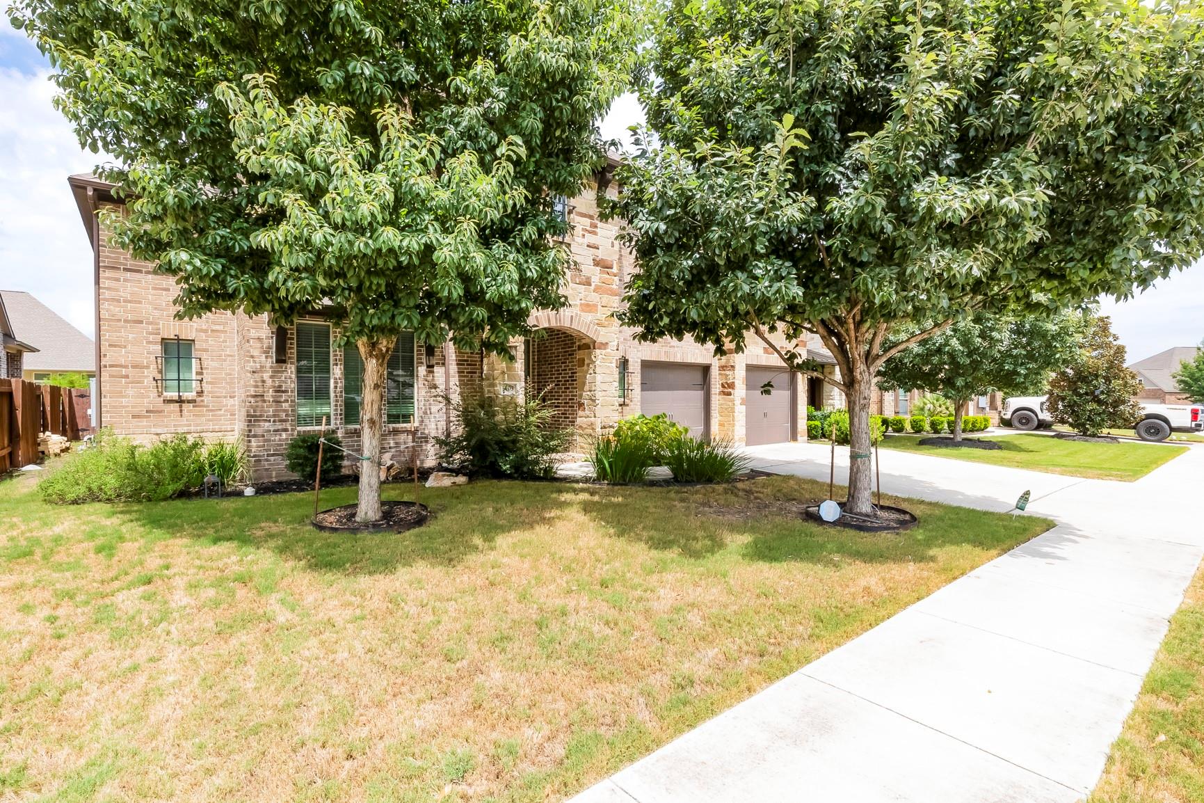 405 Millard St, Georgetown, TX 78628