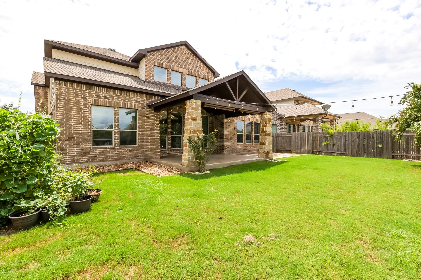 405 Millard St, Georgetown, TX 78628