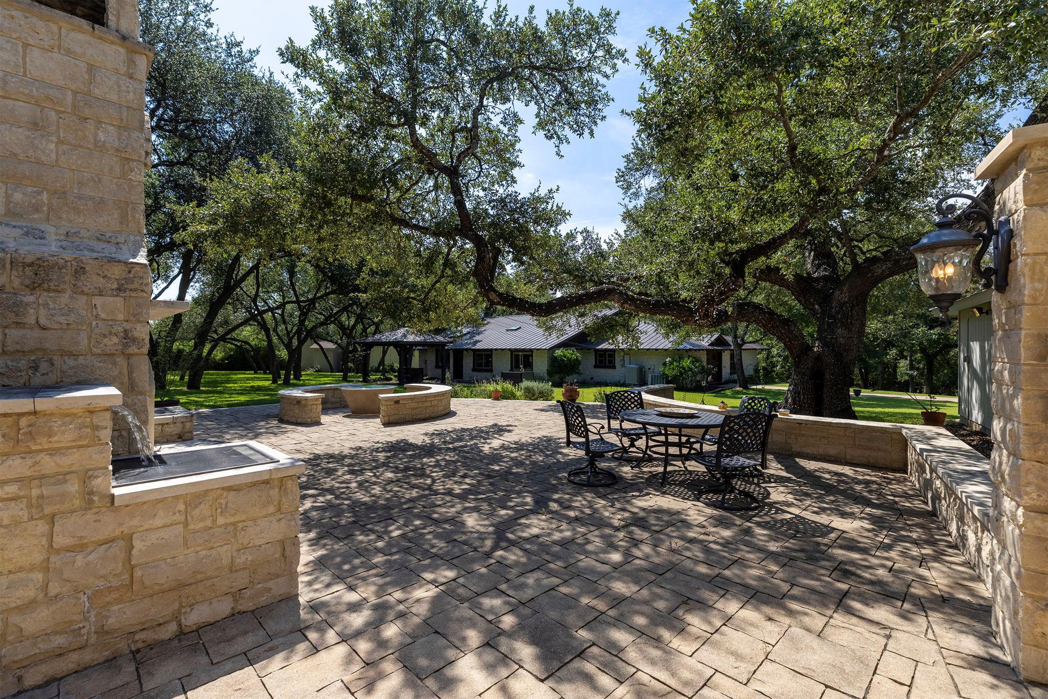 2681 Sam Bass Rd, Round Rock, TX 78681
