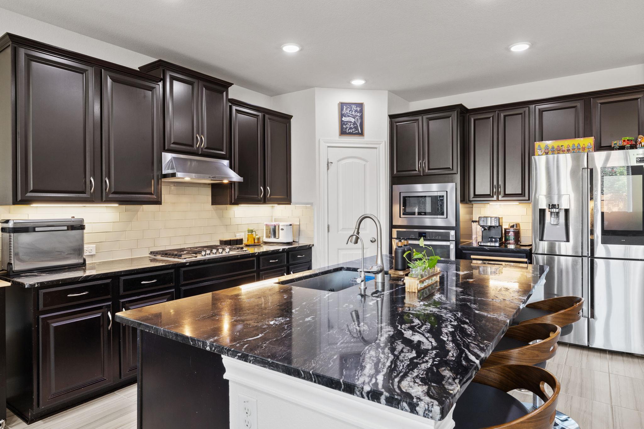 724 Pioneer Grv, Round Rock, TX 78665