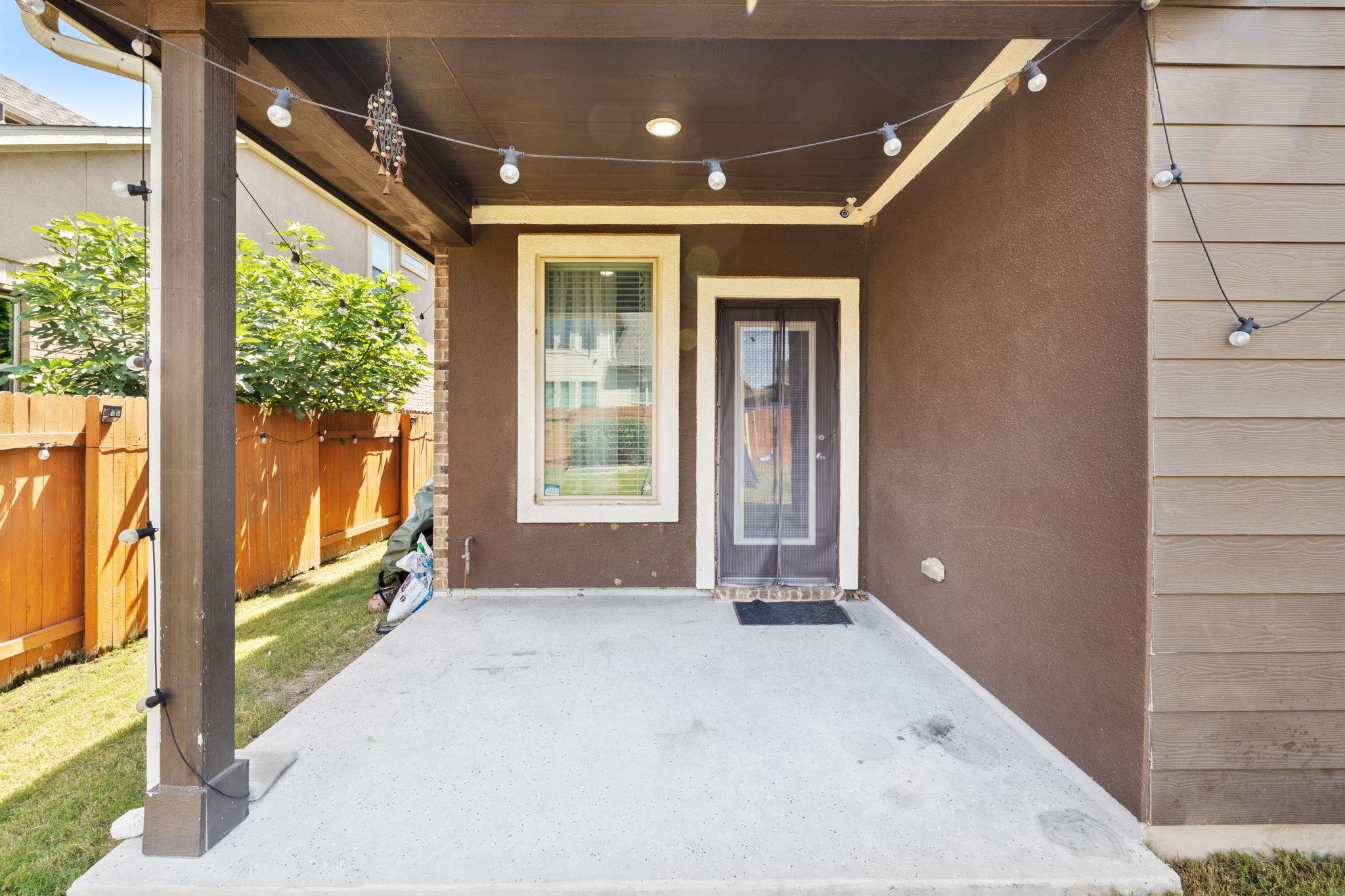 724 Pioneer Grv, Round Rock, TX 78665