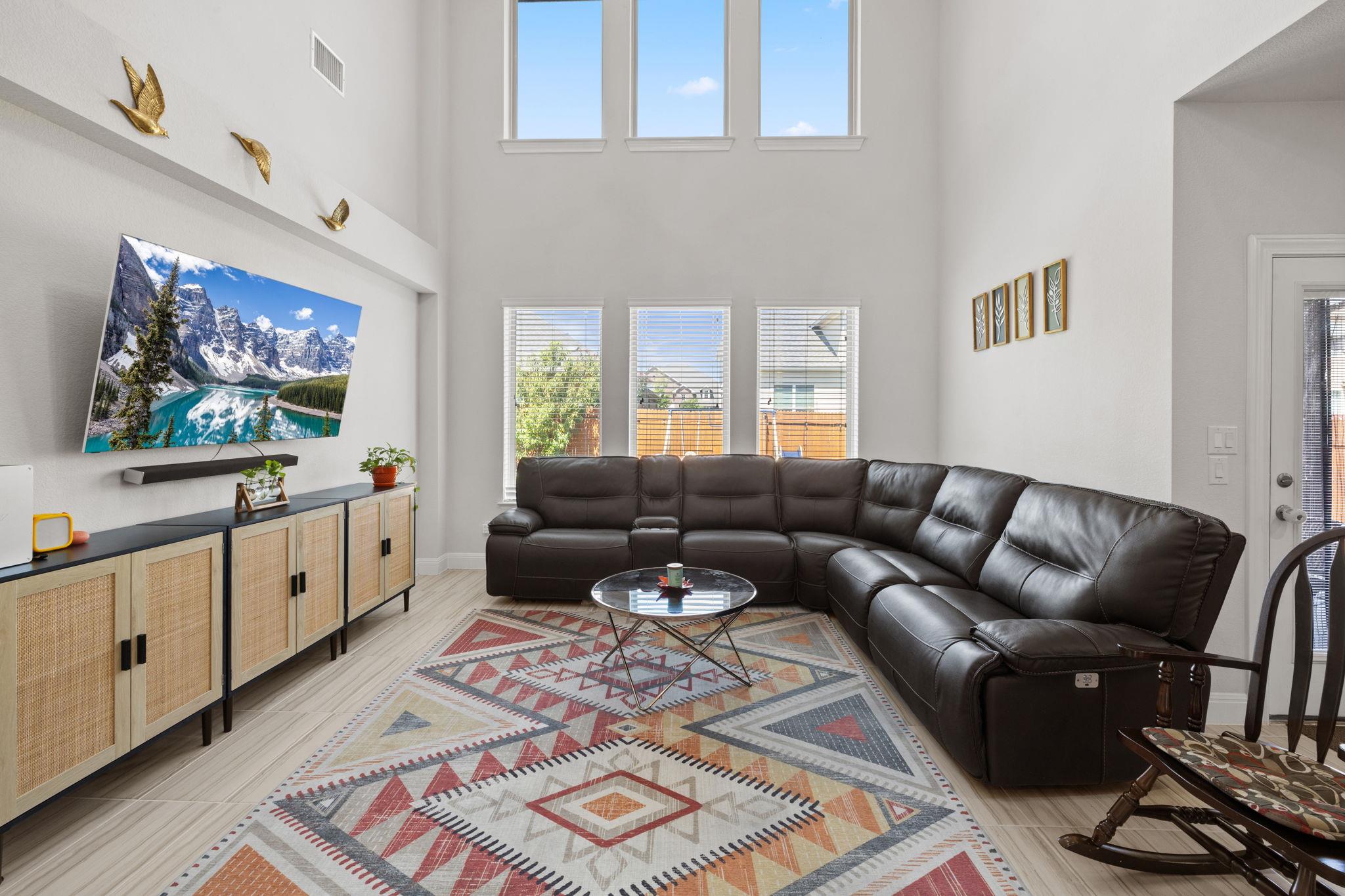 724 Pioneer Grv, Round Rock, TX 78665