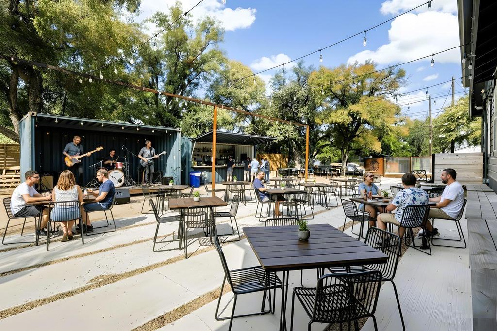 2925 E 12th St, Austin, TX 78702