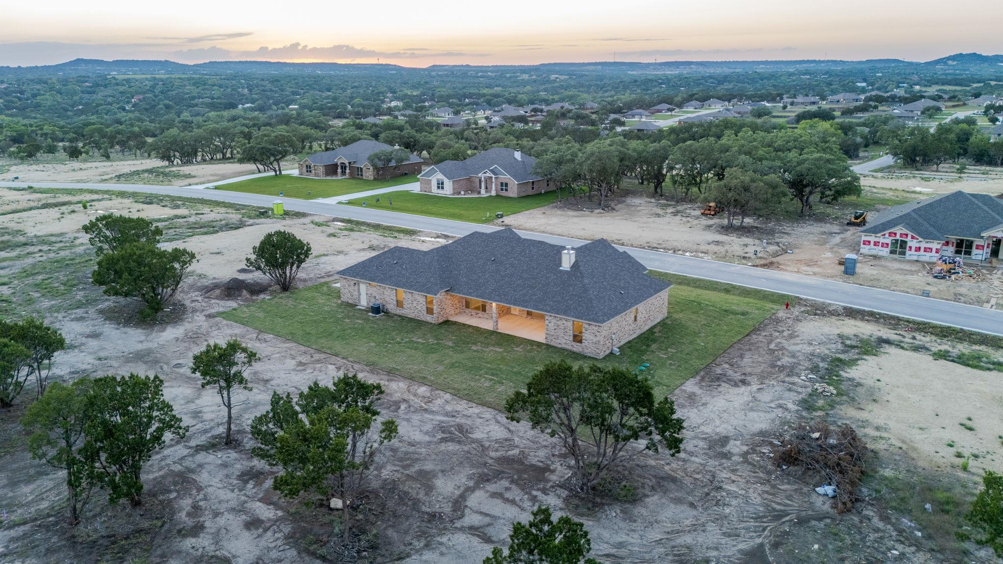4244 Cold Springs Rd, Kempner, TX 76539