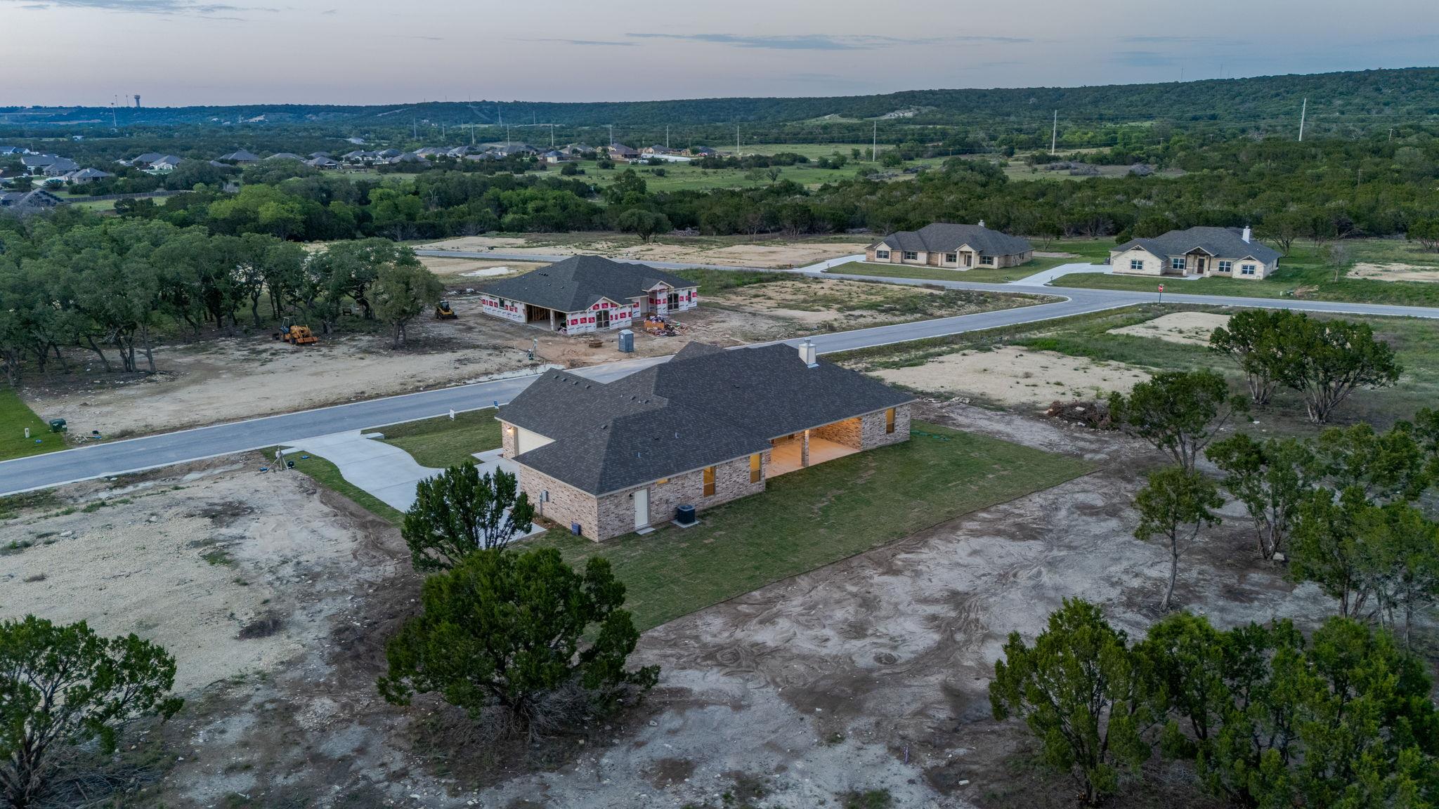 4244 Cold Springs Rd, Kempner, TX 76539
