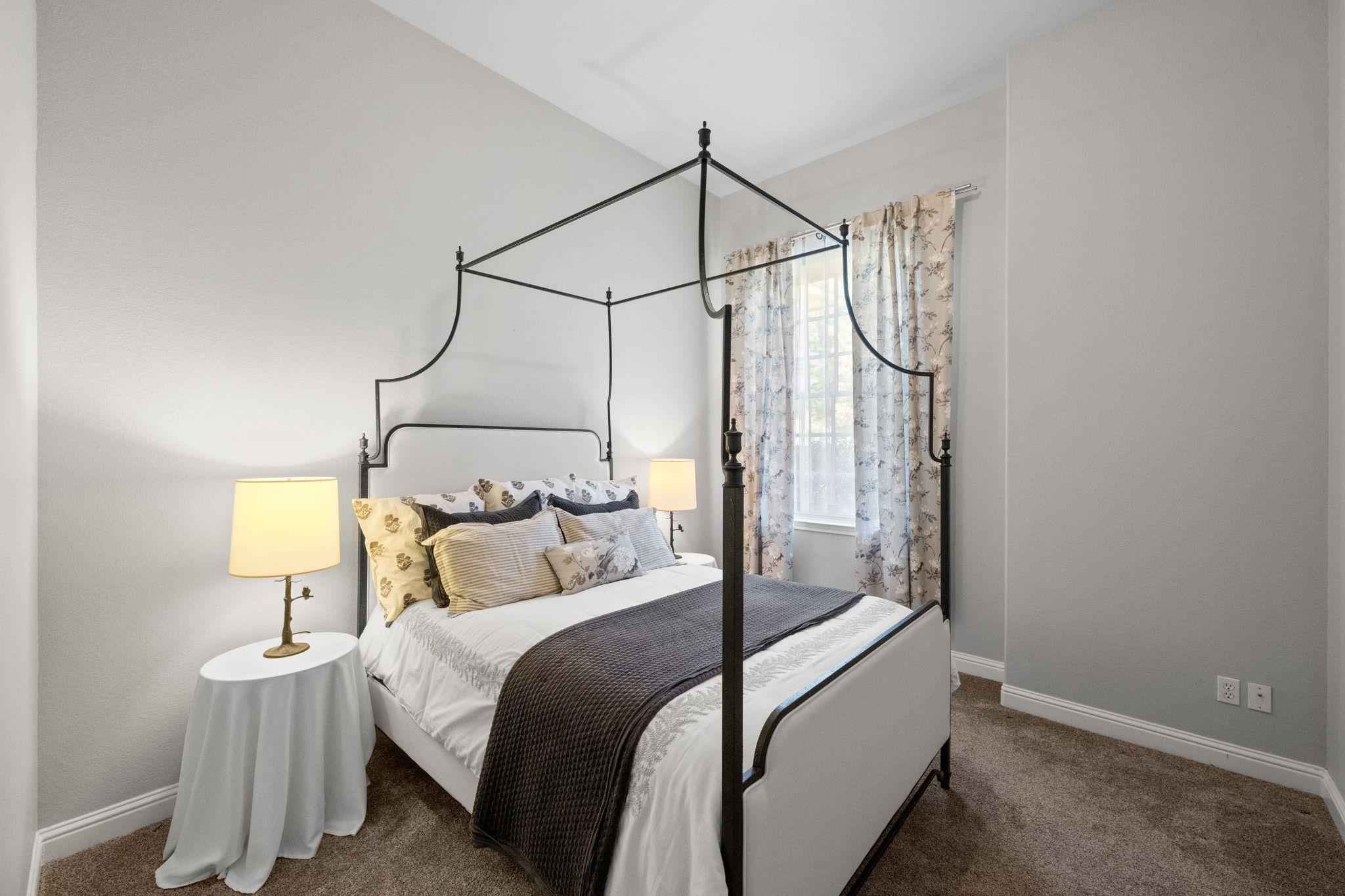 220 Mallet Ct, Austin, TX 78737