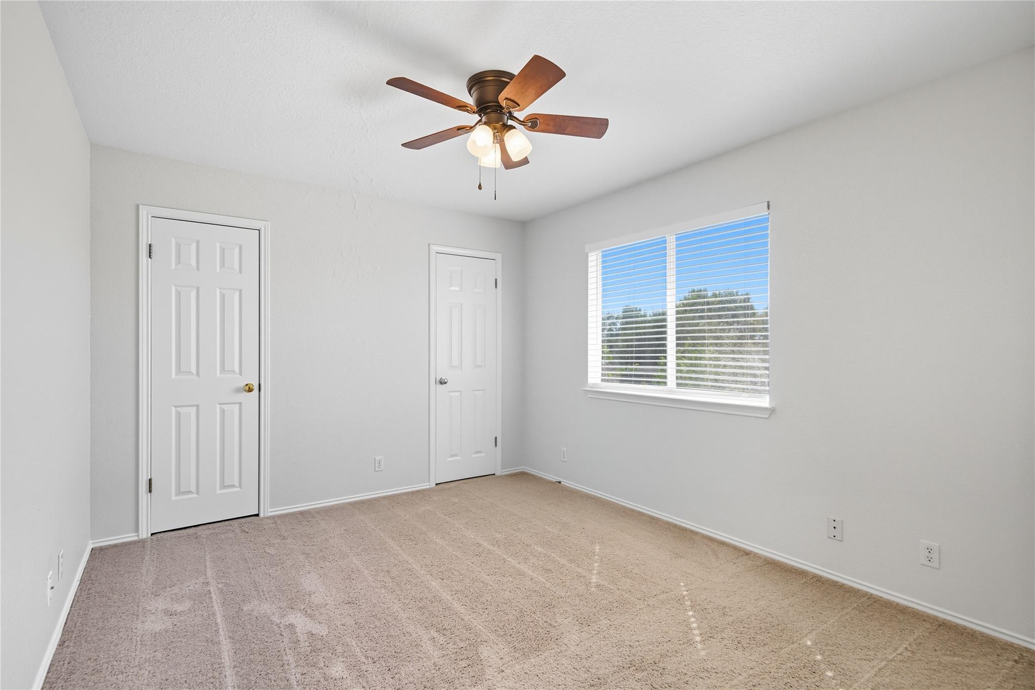 117 Paige Bnd, Hutto, TX 78634